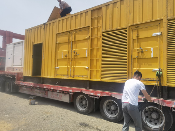 清城发电机出租100KW发电机需要什么规格的电缆线？