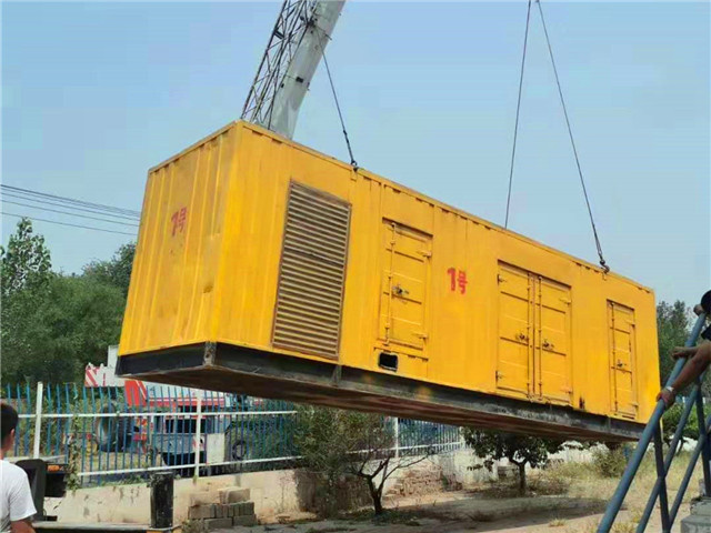 清城300KW柴油发电机组油耗是多少？