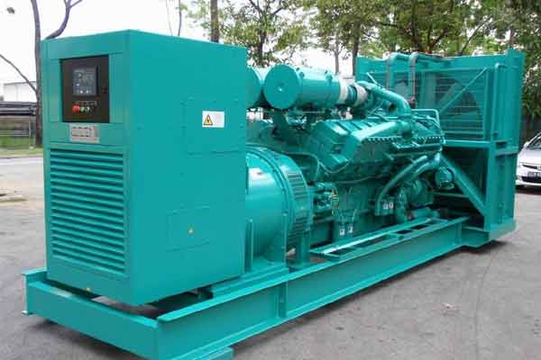 清城柴油发电机组电压不稳定怎样维修？