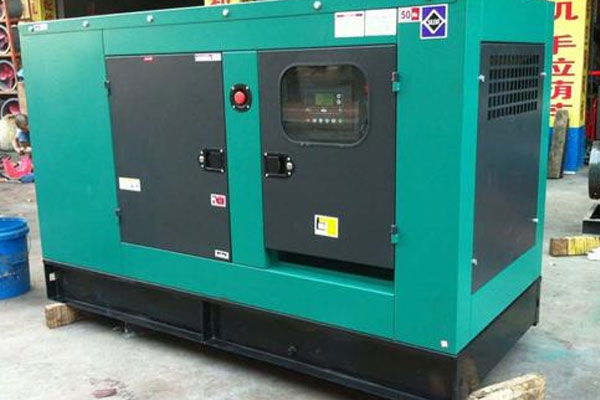 清城如何检查机油的使用时间？