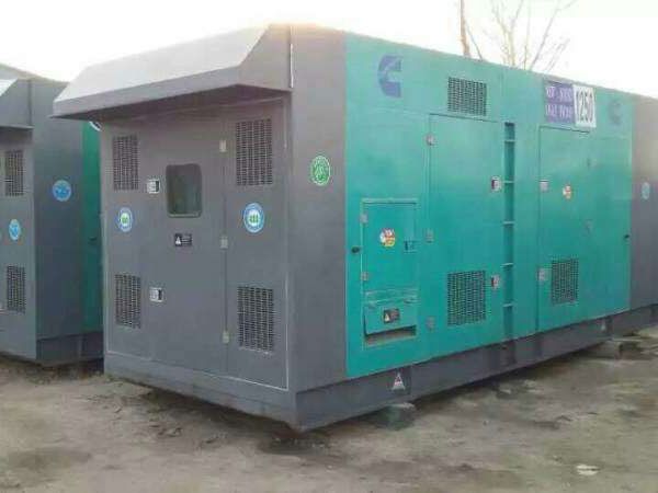 清城合同中关于工期延误的责任如何界定和处理？